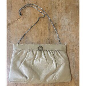 Vintage Beige Leather Clutch Purse With Chan Handle 10x7in